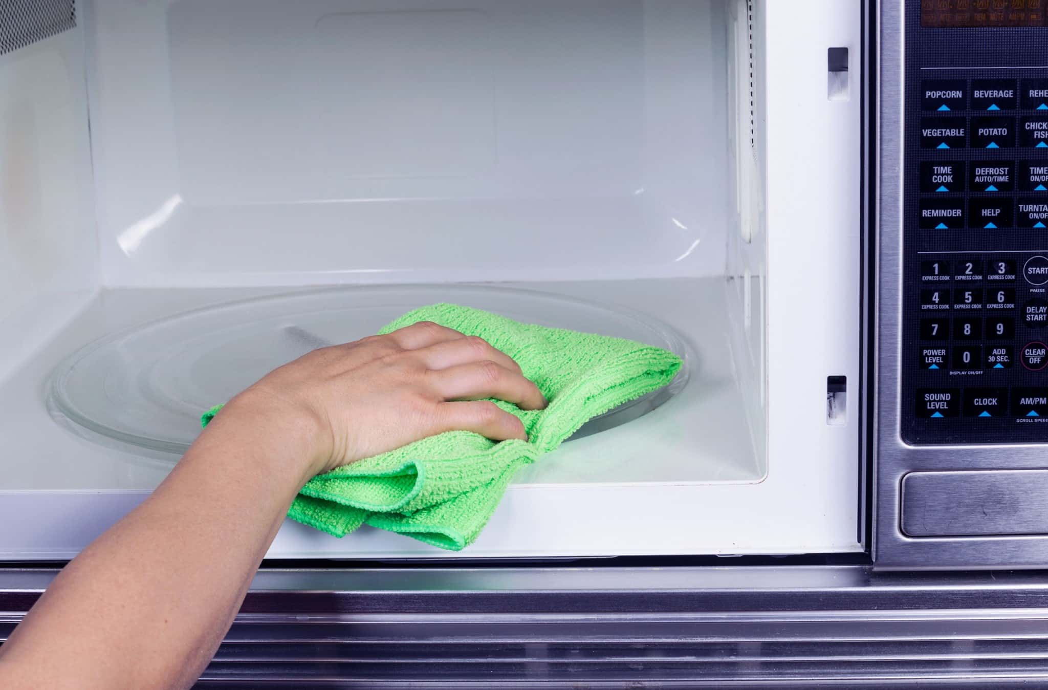 Clean your microwave the simple way